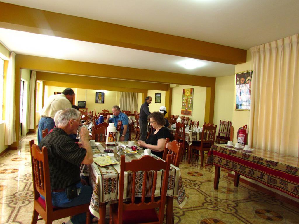Hostal Santa Rosa Cuzco Zewnętrze zdjęcie
